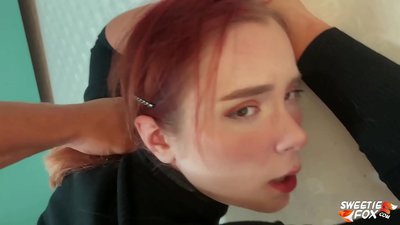 Mand kneppet i munden og fisse Lydig Rødhåret Skimpy og Cum on Tits