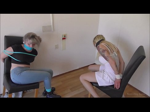 ❤️ Afhængig / bundet og kneblet / jomfru i nød Russisk porno at da.onetubes.top